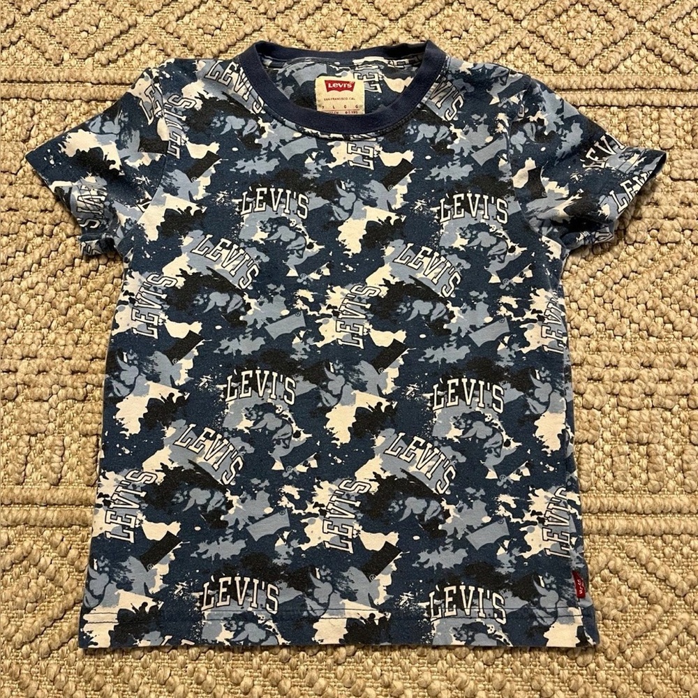 Levi’s Shirt